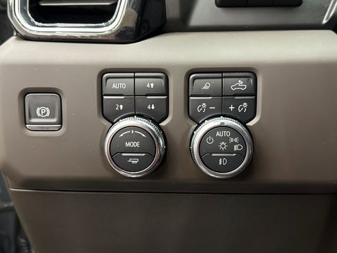 Used 2025 GMC Sierra 1500 Denali w/ Denali Reserve Package image 31