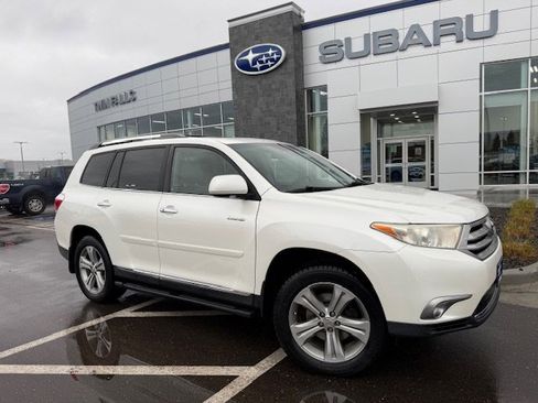 Used 2011 Toyota Highlander Limited image 1