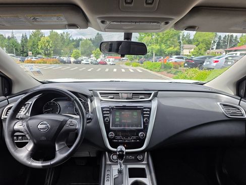 Used 2019 Nissan Murano S AWD/4WD image 10