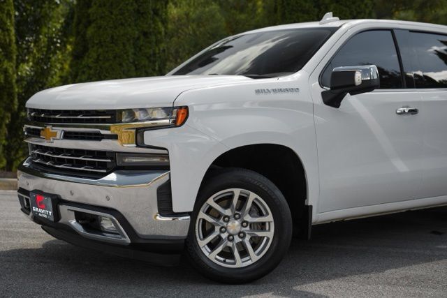 Used 2020 Chevrolet Silverado 1500 LTZ w/ LTZ Plus Package RWD image 3