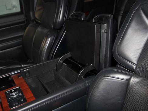 Used 2024 Lincoln Navigator L Reserve AWD/4WD image 23