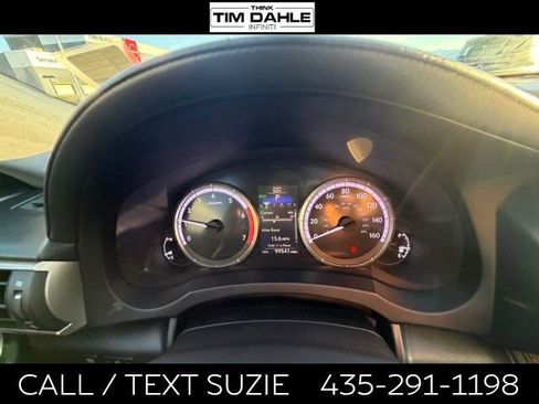 Used 2017 Lexus RC 200t w/ Premium Package RWD image 2