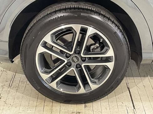 Used 2025 Audi Q5 Premium Plus AWD/4WD image 15