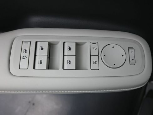 Used 2026 Hyundai Santa Fe SEL FWD image 25