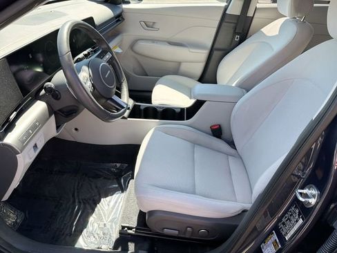Used 2024 Hyundai Kona SEL w/ Convenience Package image 15