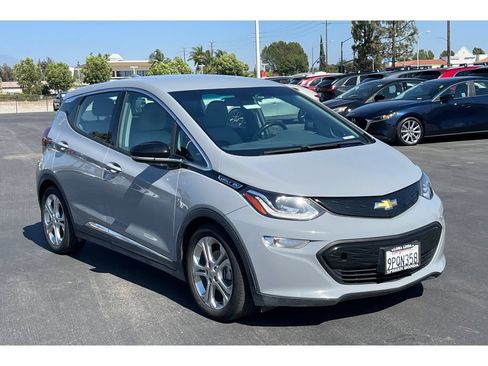 Used 2021 Chevrolet Bolt LT FWD image 8