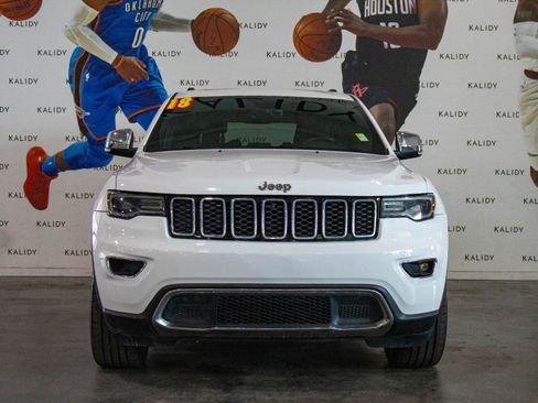 Used 2018 Jeep Grand Cherokee Limited w/ Luxury Group II RWD image 21