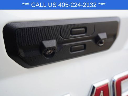 Used 2024 GMC Sierra 1500 AT4 w/ Technology Package image 19