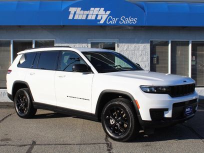 Used 2024 Jeep Grand Cherokee L Laredo