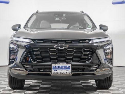 New 2026 Chevrolet Trax ACTIV w/ Sunroof Package image 2