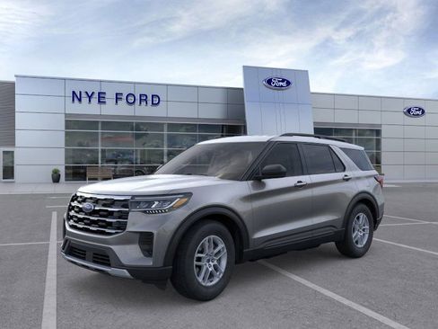 New 2026 Ford Explorer Active image 2