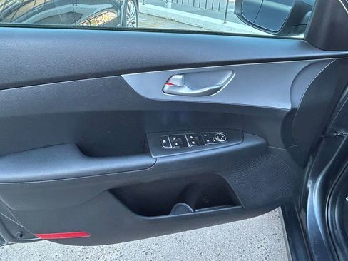 Used 2023 Kia Forte LXS image 14