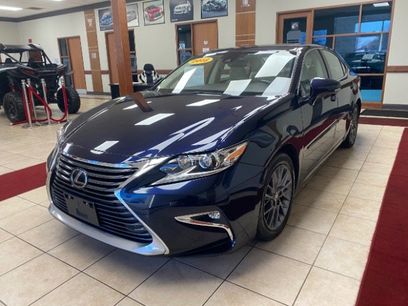 Used 2018 Lexus ES 350 w/ Premier Package