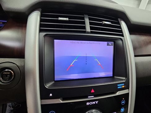 Used 2013 Ford Edge Limited w/ Driver Entry Pkg FWD image 19