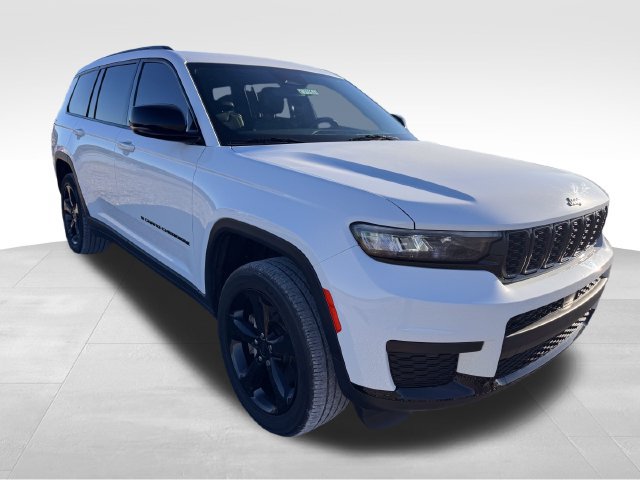 Used 2023 Jeep Grand Cherokee L Laredo AWD/4WD image 25