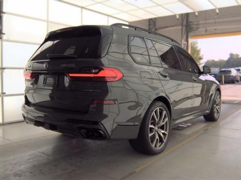 Used 2022 BMW X7 M50i w/ Dynamic Handling Package AWD/4WD image 2