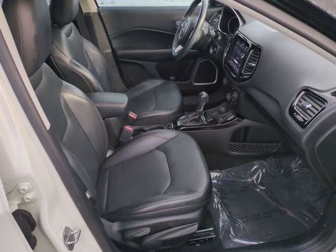 Certified 2018 Jeep Compass Limited image 21