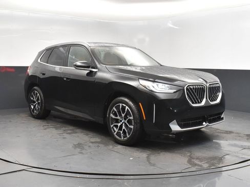 New 2026 BMW X3 xDrive30 w/ Premium Package image 1