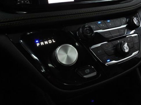 Used 2022 Chrysler Pacifica Pinnacle image 57