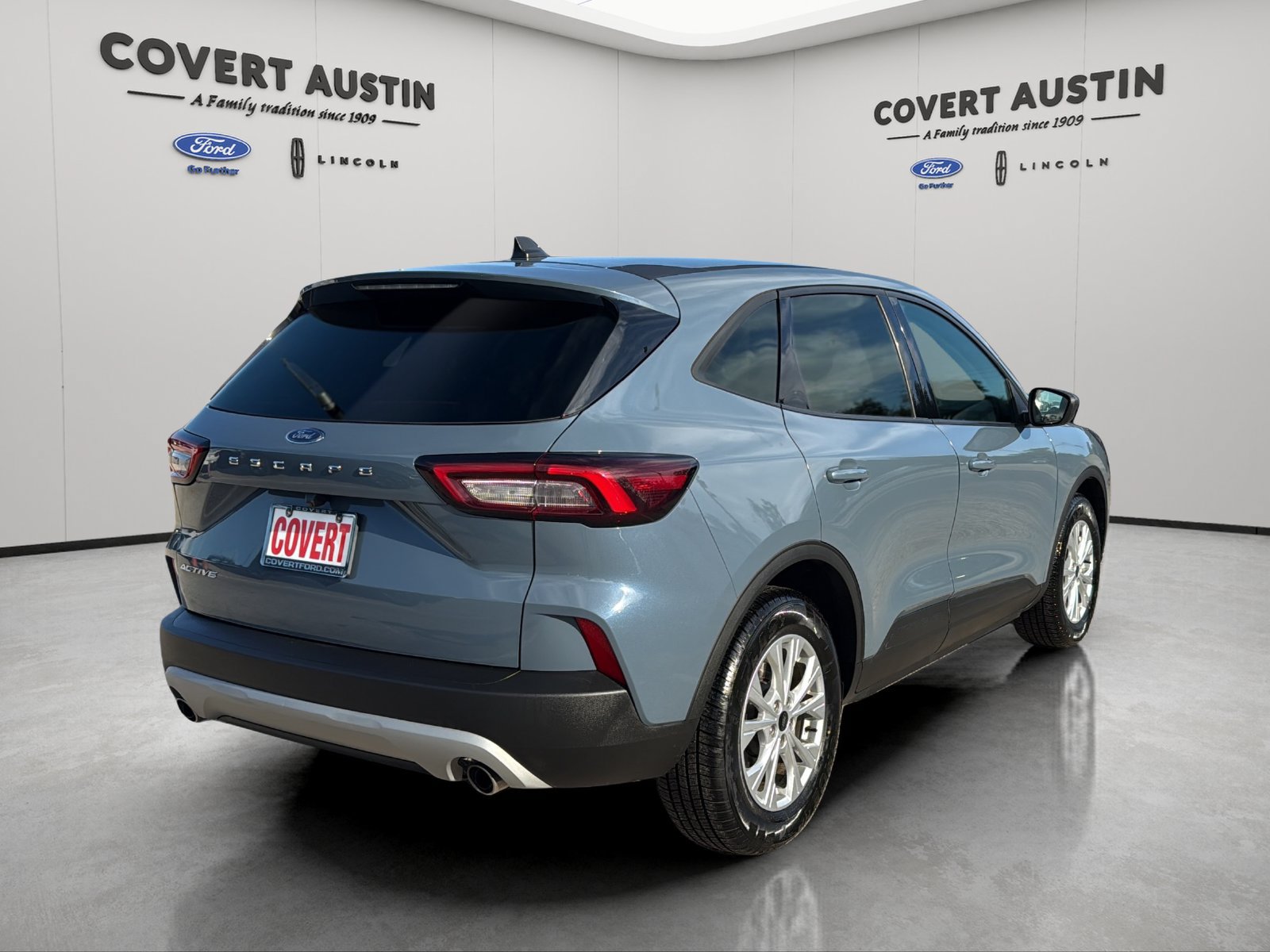 Used 2025 Ford Escape Active FWD image 5