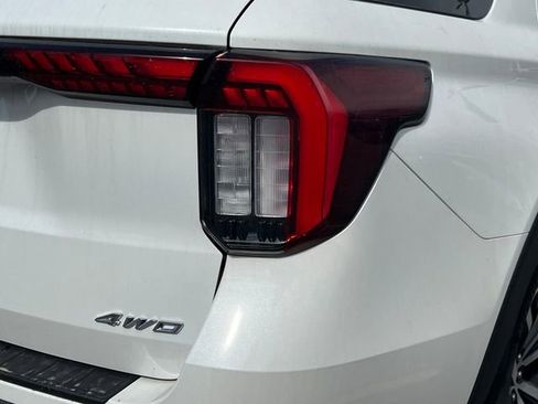 New 2026 Ford Explorer ST-Line image 7