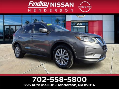 Used 2017 Nissan Rogue SV w/ SV Premium Package image 1