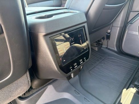Used 2026 GMC Yukon XL AT4 Ultimate w/ LPO, Floor Liner Package AWD/4WD image 16
