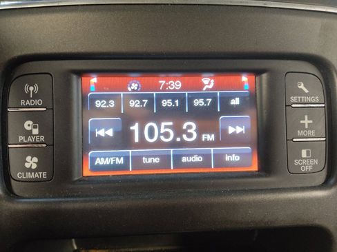 Used 2018 Dodge Journey SE w/ Blacktop Package FWD image 25