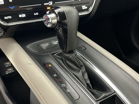 Used 2019 Honda HR-V EX-L image 19