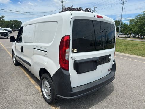 Used 2021 RAM ProMaster City Tradesman FWD image 7