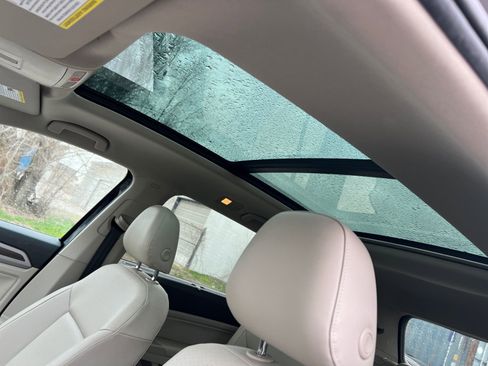 Used 2019 Volkswagen Atlas SEL R-Line image 20