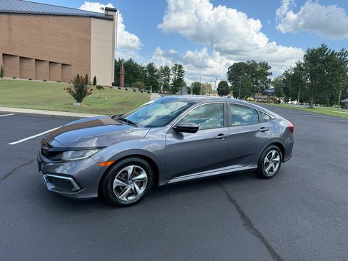 Used 2019 Honda Civic LX image 4