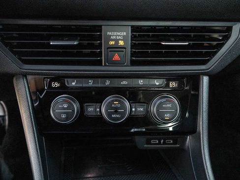 Used 2021 Volkswagen Jetta GLI Autobahn image 29