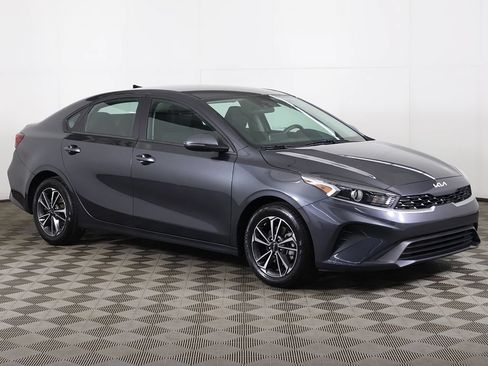 Used 2024 Kia Forte LXS w/ LXS Technology Package FWD image 47