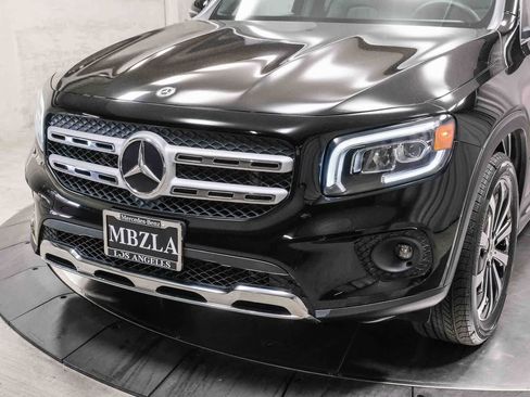 Certified 2023 Mercedes-Benz GLB 250 image 11