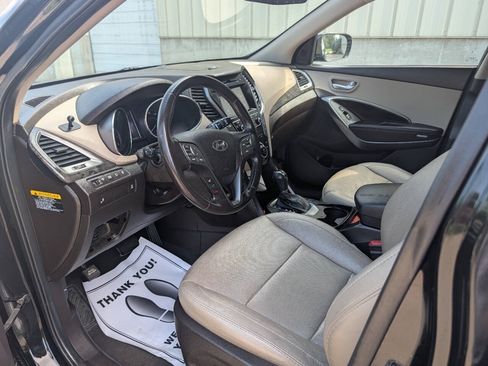 Used 2017 Hyundai Santa Fe Sport AWD/4WD image 3