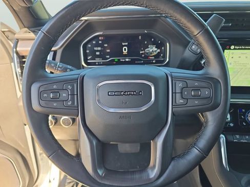 Used 2025 GMC Sierra 2500 Denali Ultimate AWD/4WD image 23