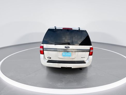 Used 2015 Ford Expedition EL XLT w/ Equipment Group 202A image 7