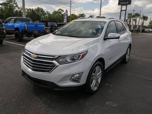 Used 2019 Chevrolet Equinox Premier image 3