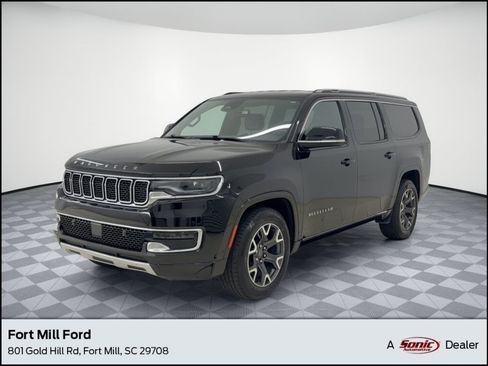 Used 2023 Jeep Wagoneer L Series III RWD image 1