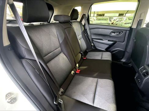 Certified 2024 Nissan Rogue SV image 20