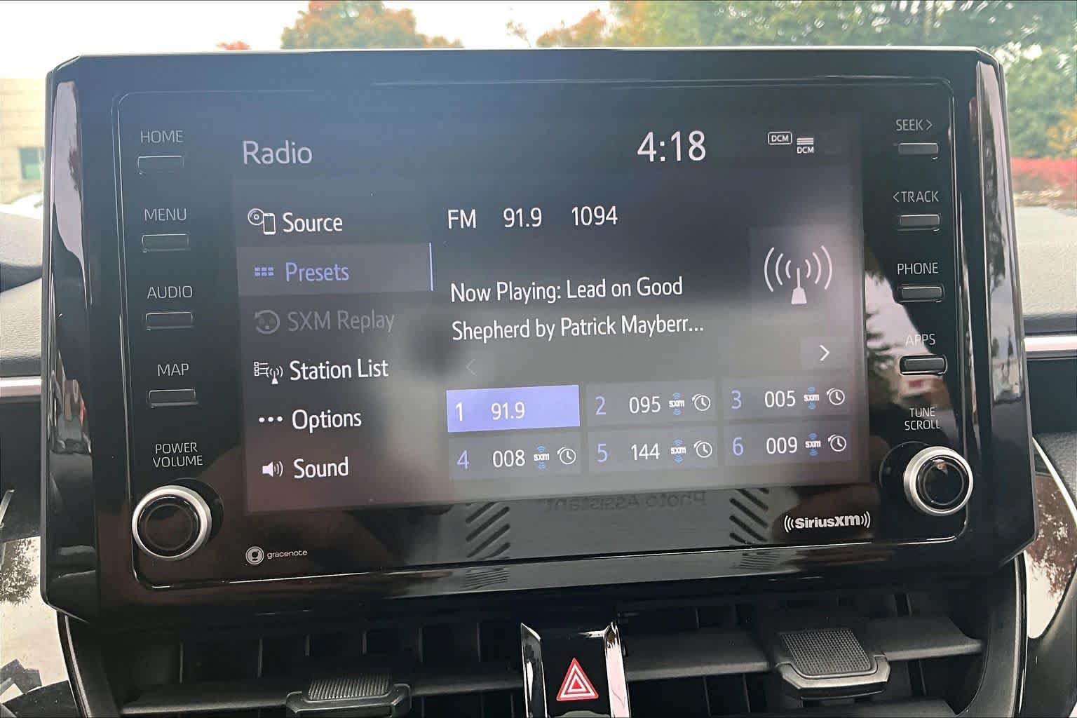 Used 2022 Toyota Corolla LE FWD image 33
