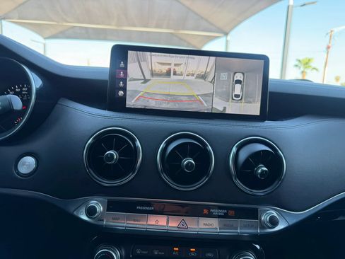Used 2022 Kia Stinger GT2 RWD image 16