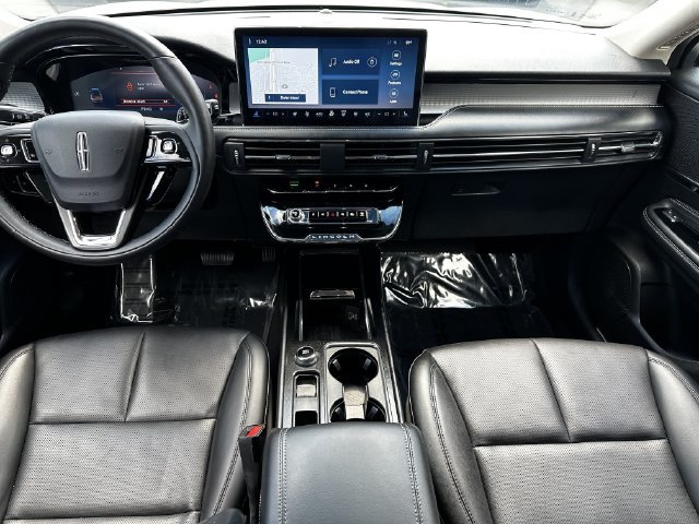 Certified 2024 Lincoln Corsair AWD w/ Equipment Group 101A image 15