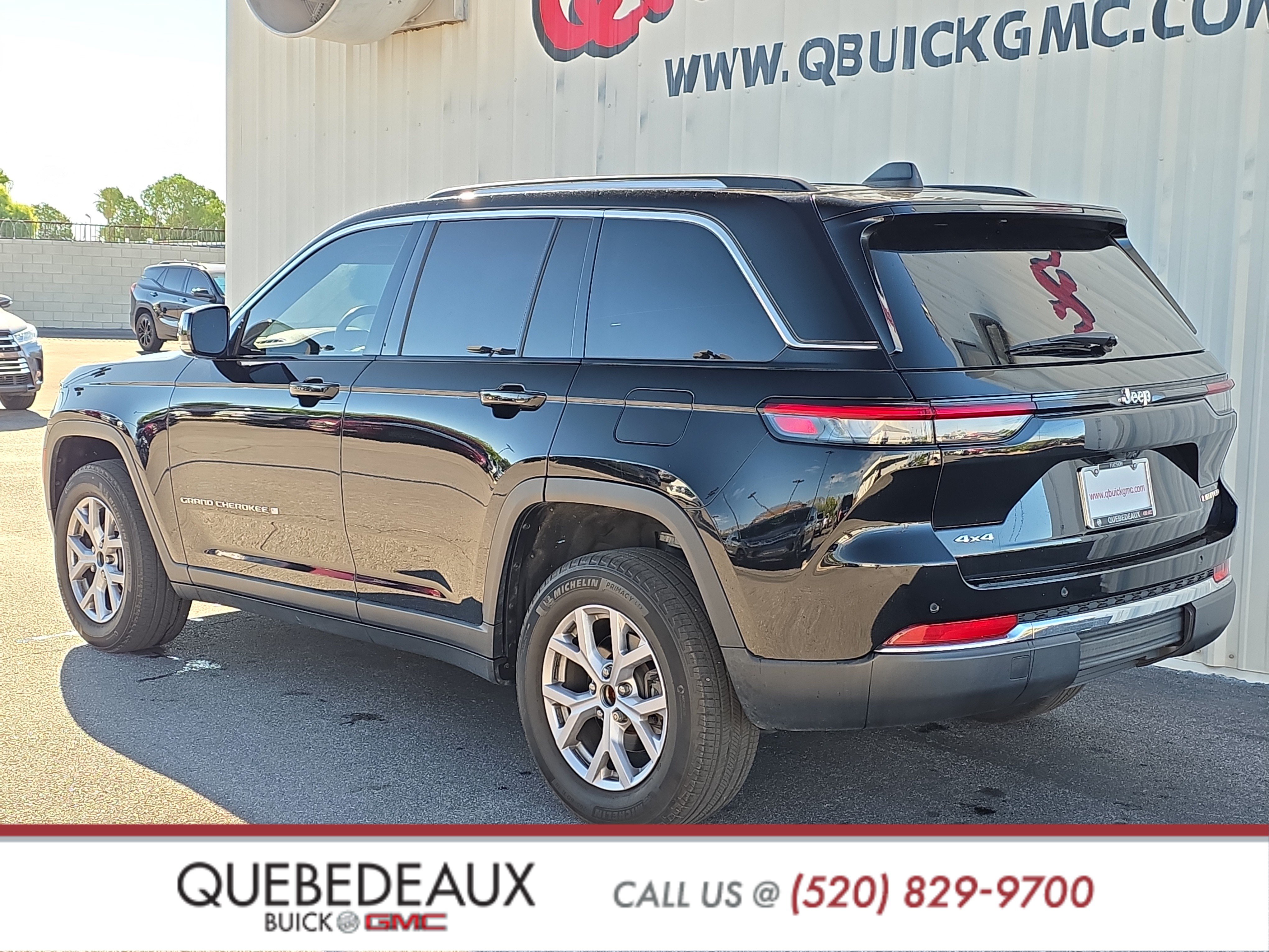 Used 2022 Jeep Grand Cherokee Limited AWD/4WD image 5