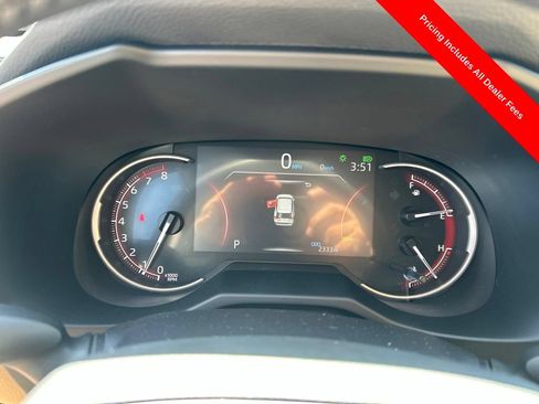 Used 2025 Toyota RAV4 XLE Premium FWD image 9