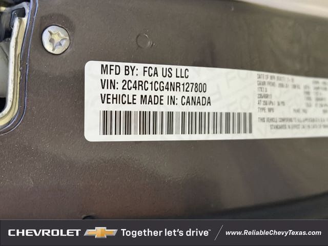 Used 2022 Chrysler Voyager LX FWD image 33