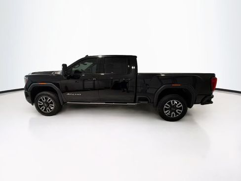 Used 2023 GMC Sierra 3500 AT4 w/ AT4 Premium Plus Package AWD/4WD image 4