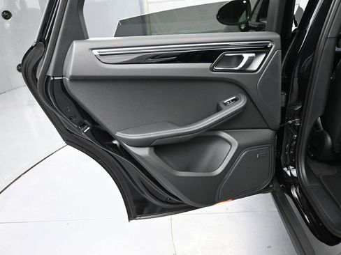 New 2026 Porsche Macan S AWD/4WD image 23