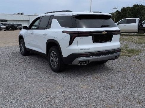 New 2026 Chevrolet Traverse LT w/ Driver Confidence Package FWD image 5